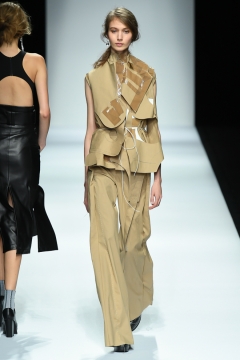 ANNE_SOFIE_MADSEN_SS17_004