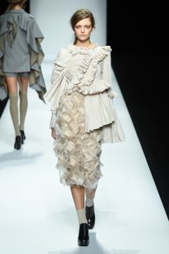 ANNE_SOFIE_MADSEN_SS17_019