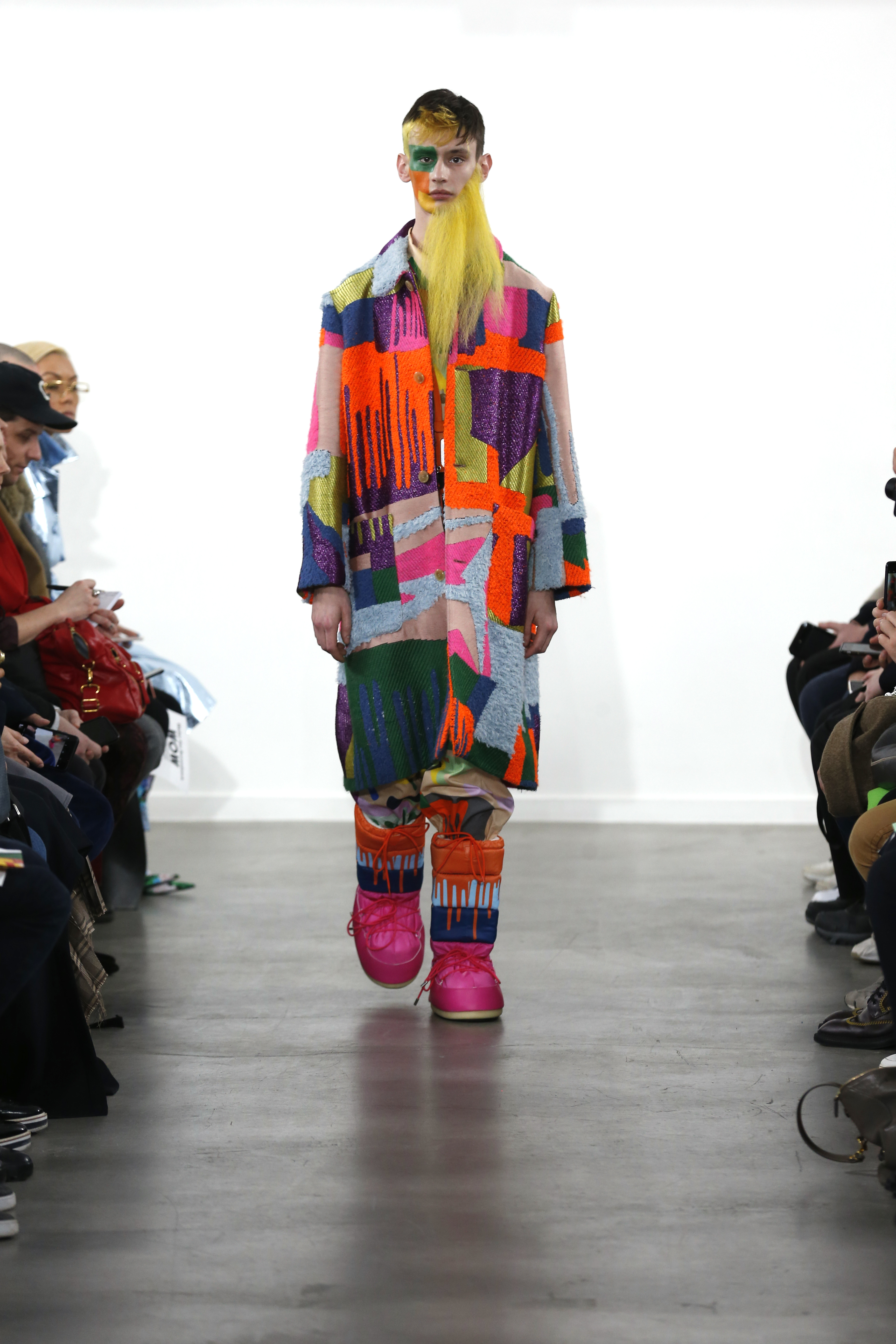 WALTER VAN BEIRENDONCK | TOTEM FASHION PARIS